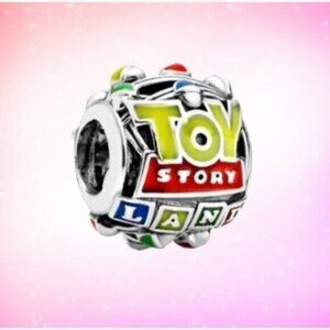 PANDORA Toy Story Land Disney Charm